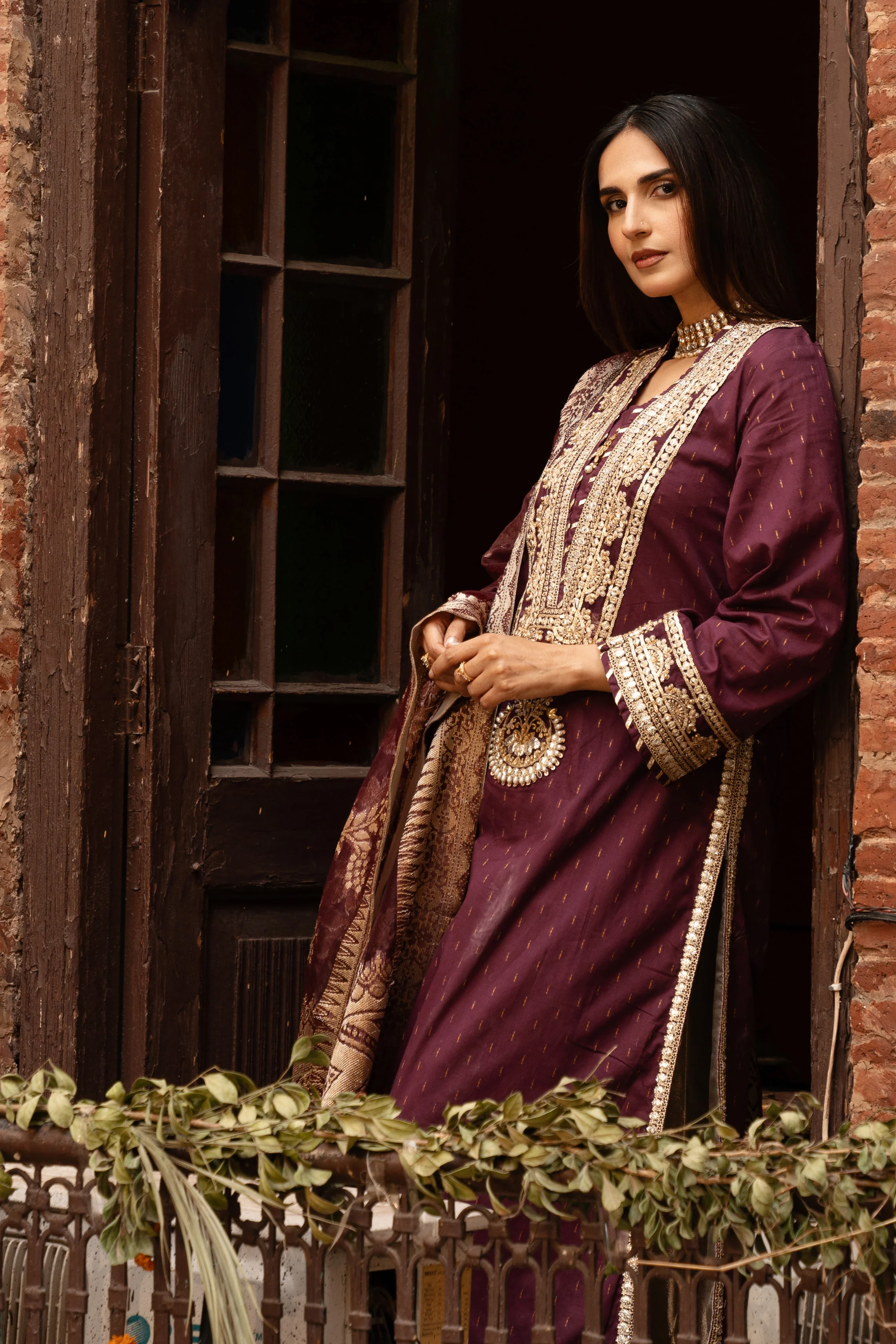 Motif Brosha Embroidered Suit-012 - Image 3