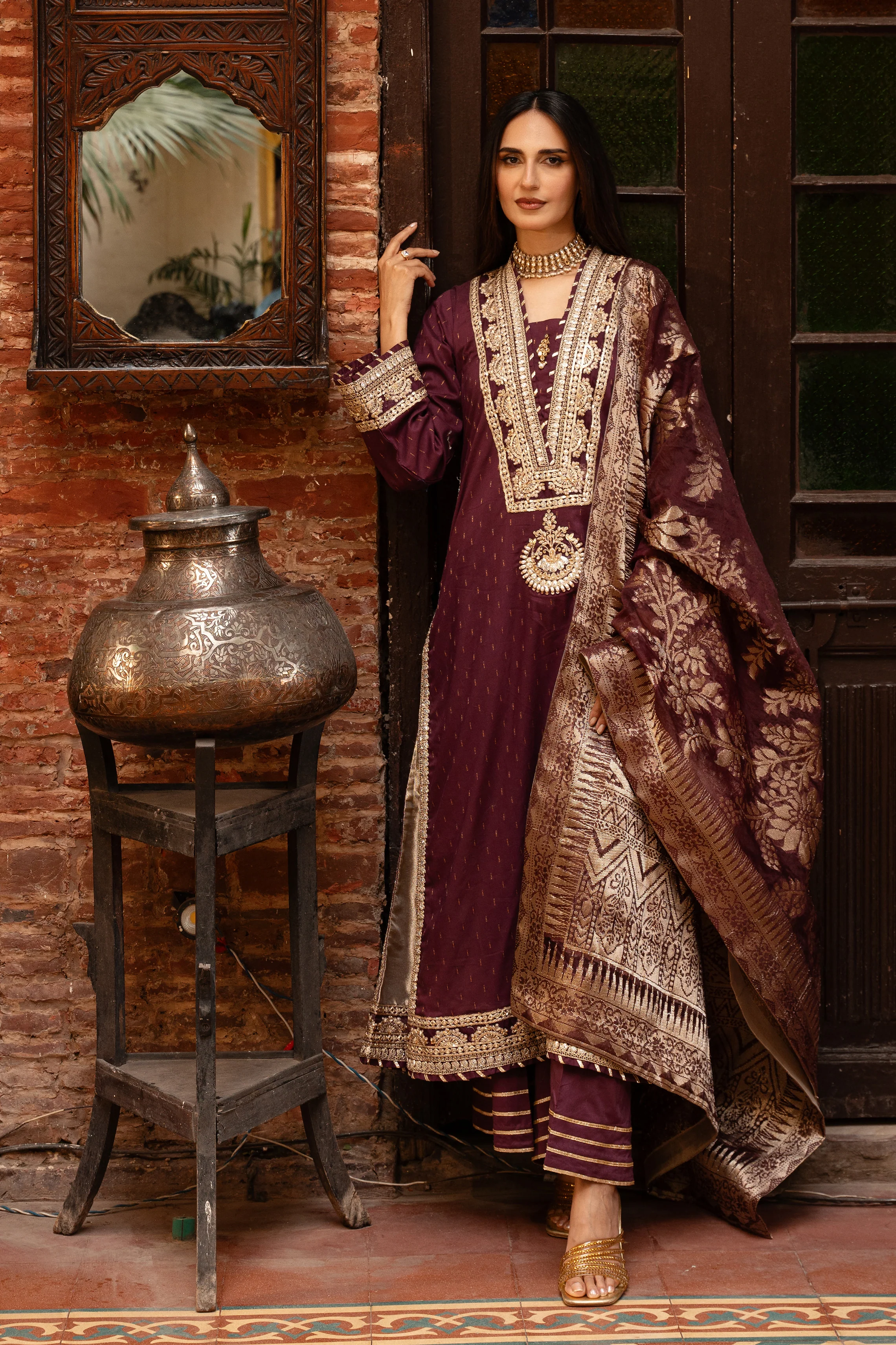 Motif Brosha Embroidered Suit-012 - Image 5