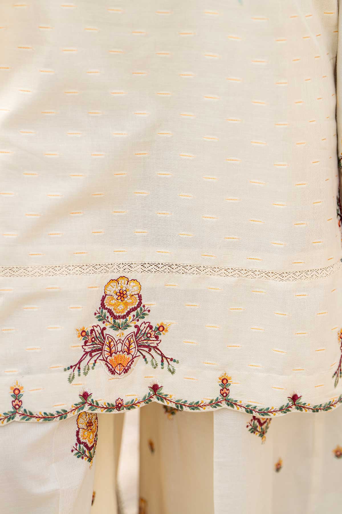 Motif Brosha Embroidered Suit-016 - Image 4