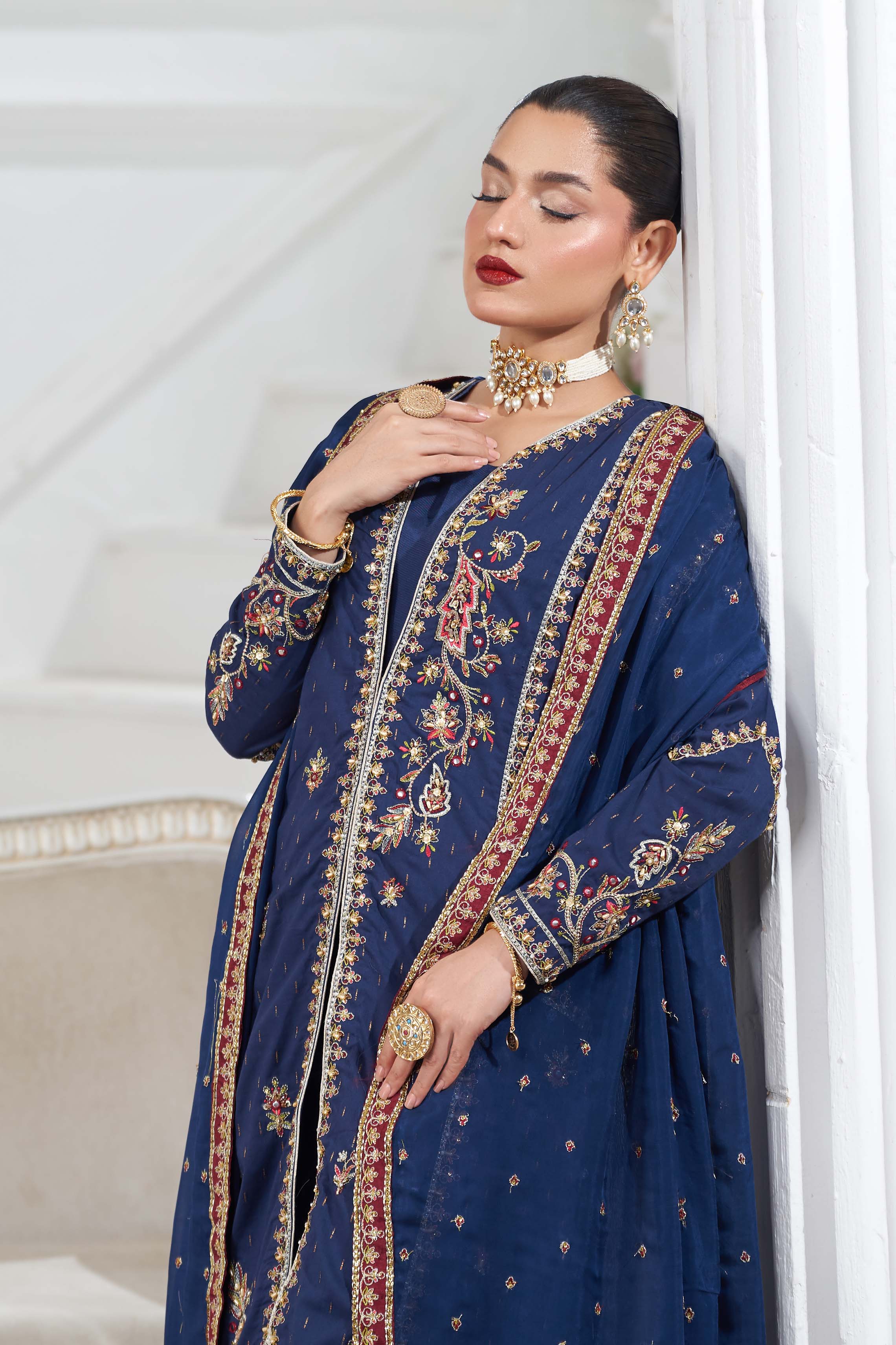 Motif Golden Brosha Embroidered Suit-027 - Image 6