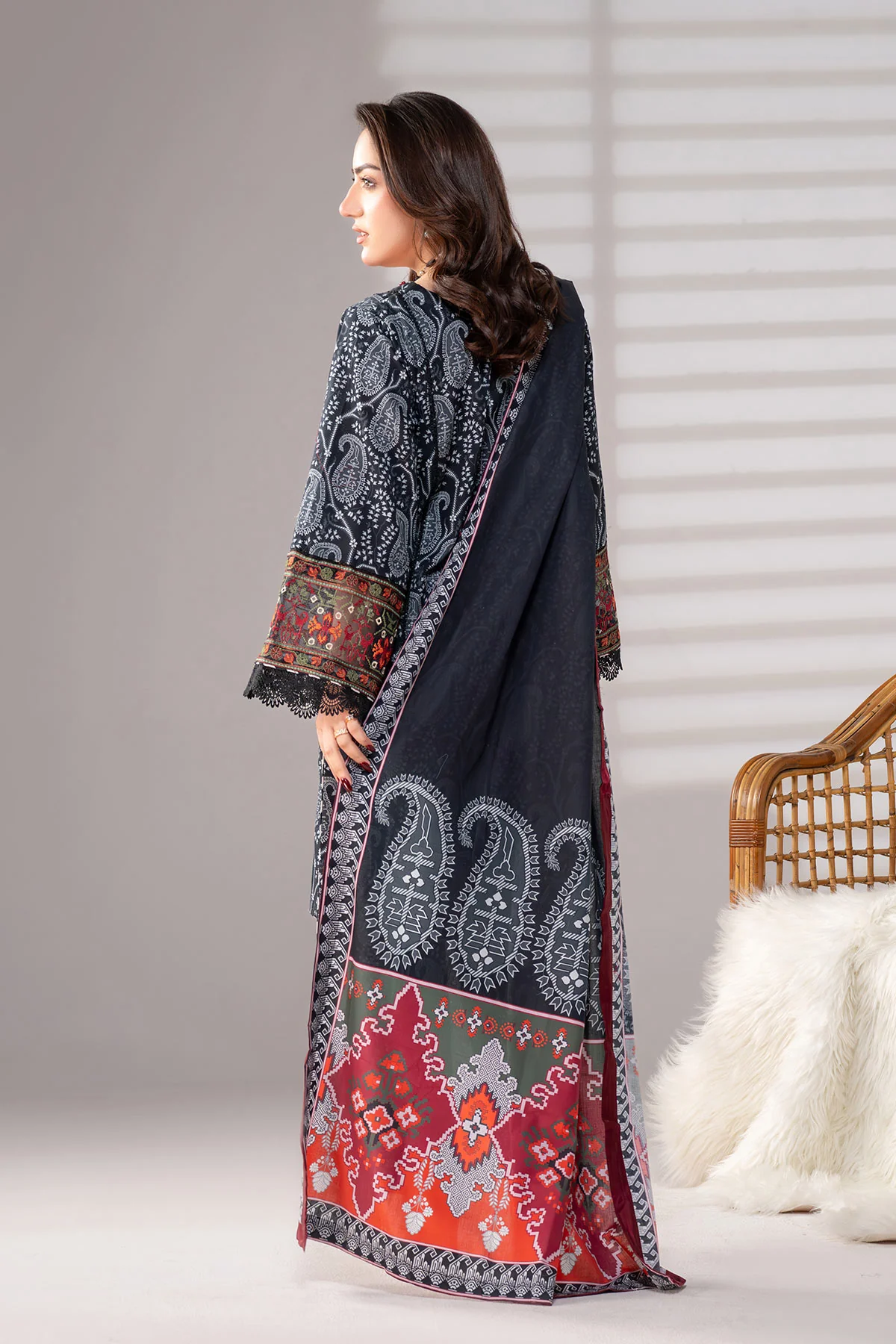 MOTIF KHADDAR PRINT & EMBROIDERED SUIT-034 - Image 6