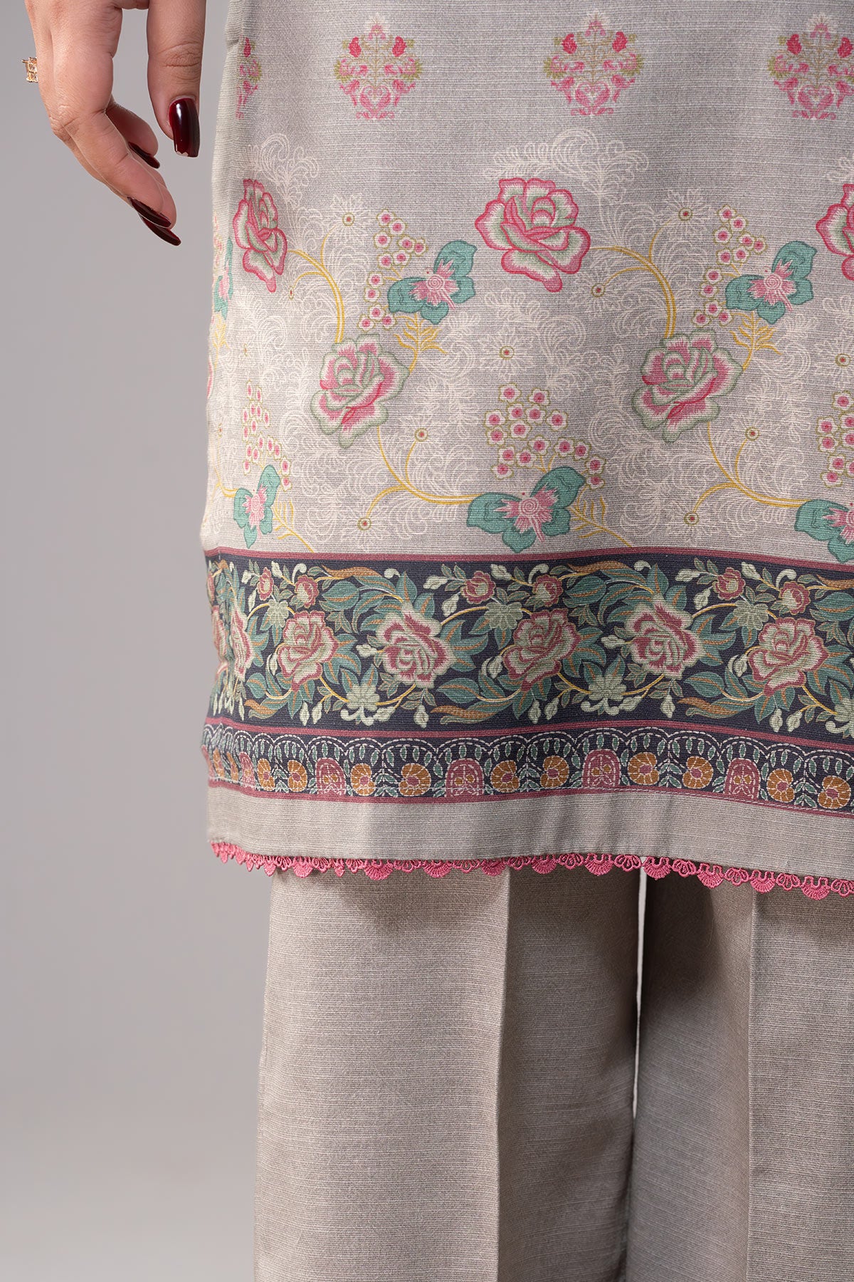 MOTIF KHADDAR PRINTED SUIT-037 - Image 6