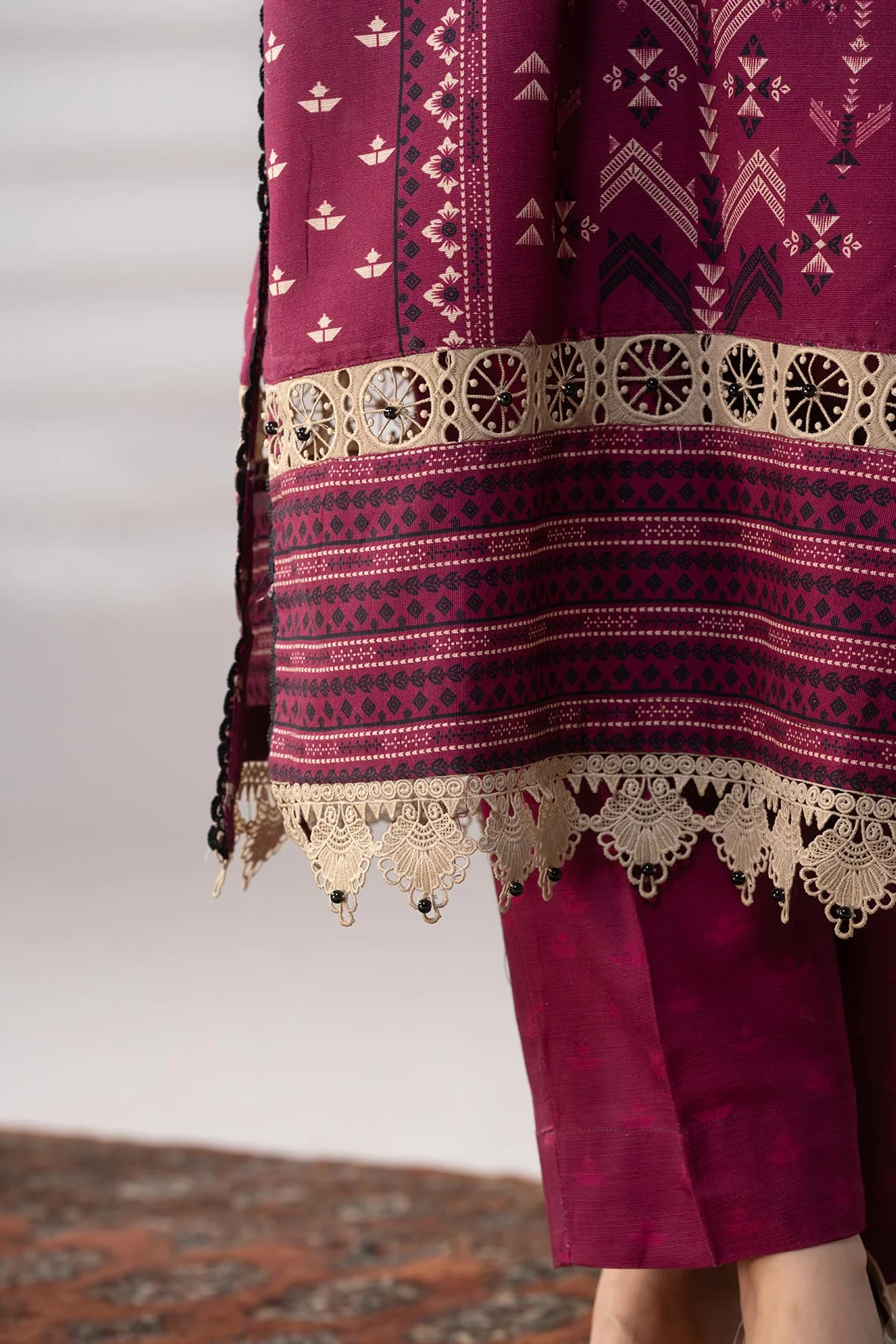 MOTIF KHADDAR PRINTED SUIT-038 - Image 3