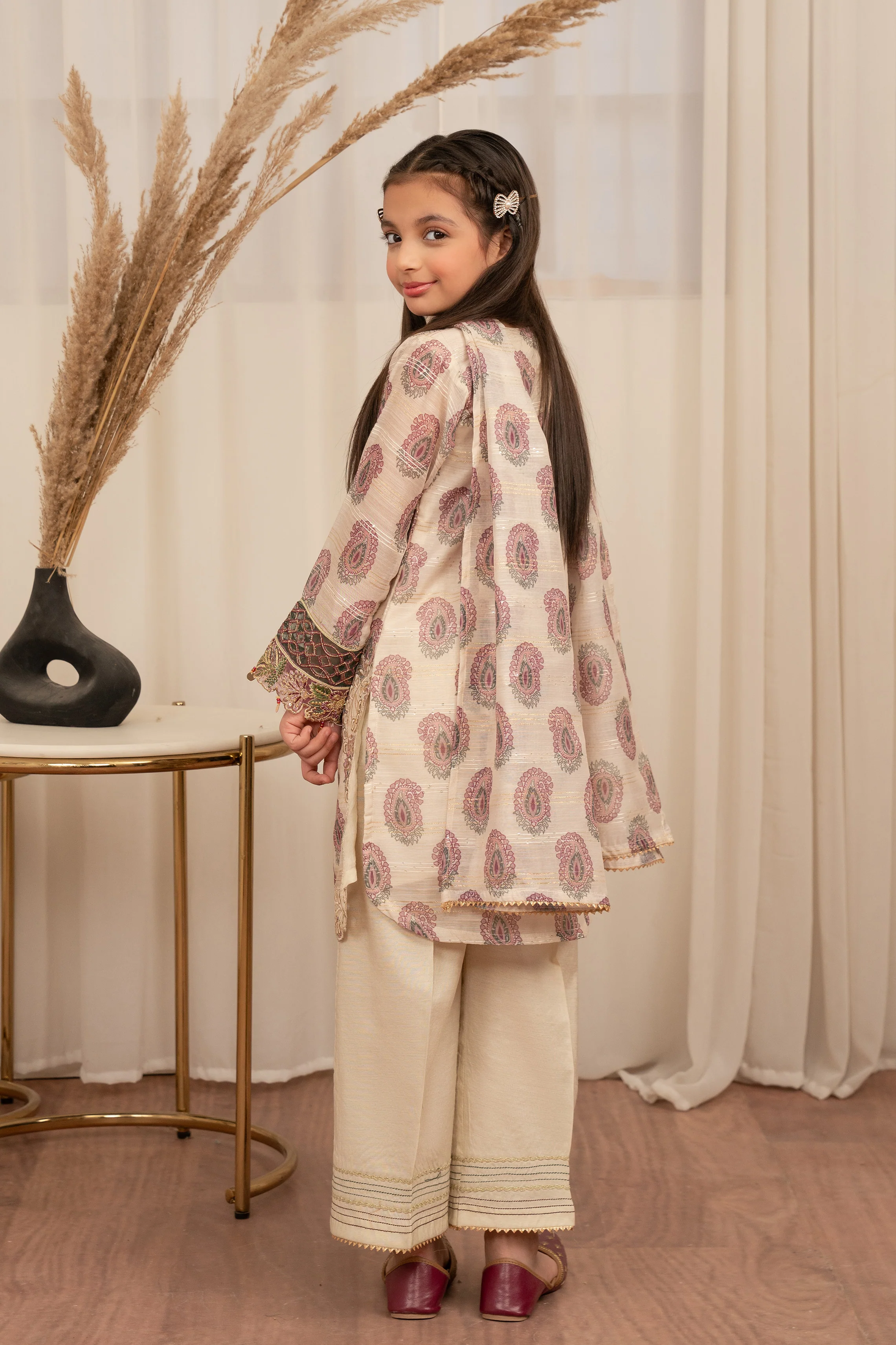 Motif Kids Zari Sequence Suit-613 - Image 4