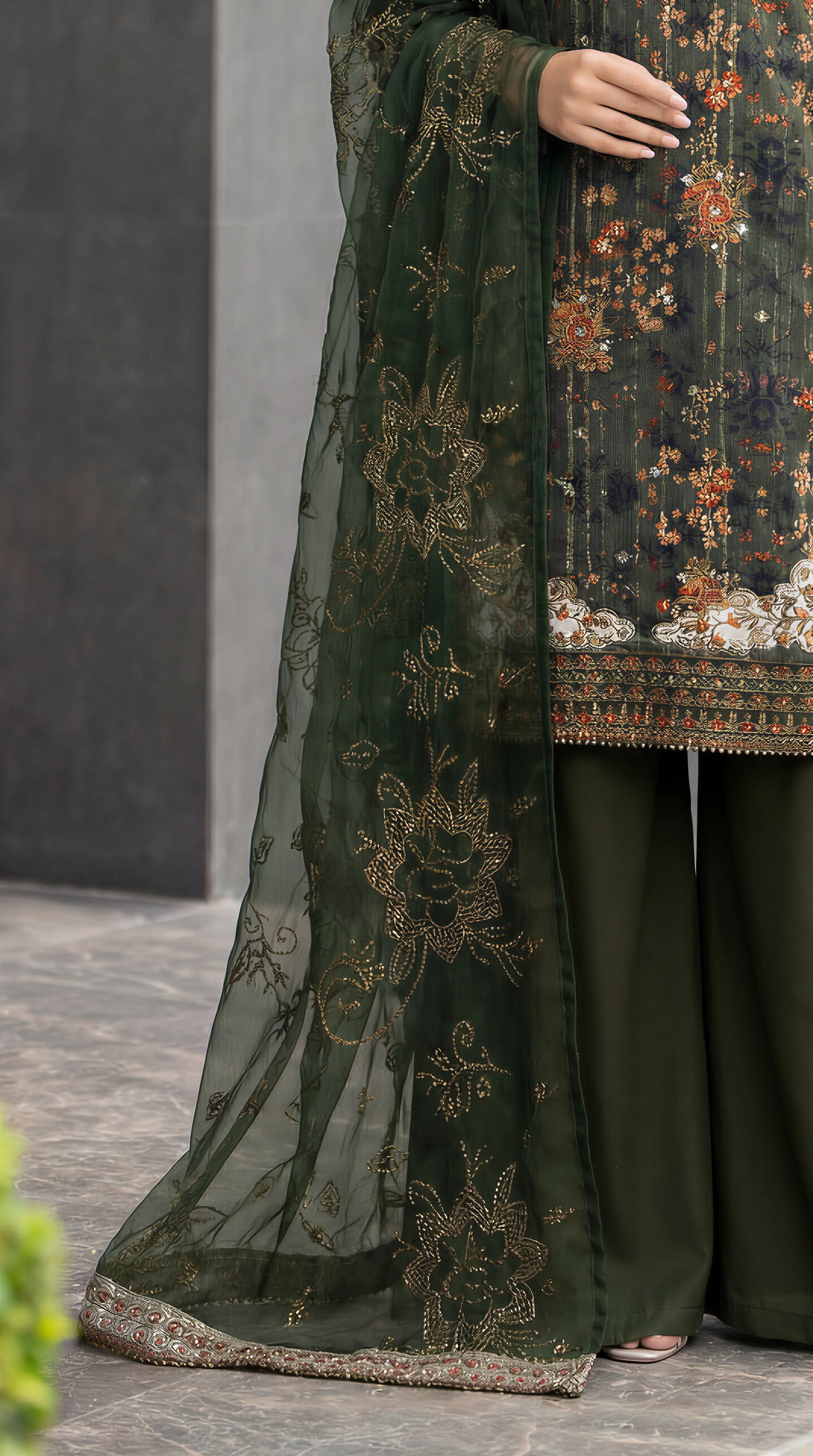 Motif Munar Embroidered suit-3993 - Image 4