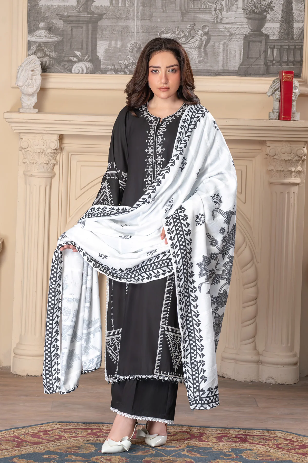 Motif Peach Wool Embroidered Suit-3890 - Image 5