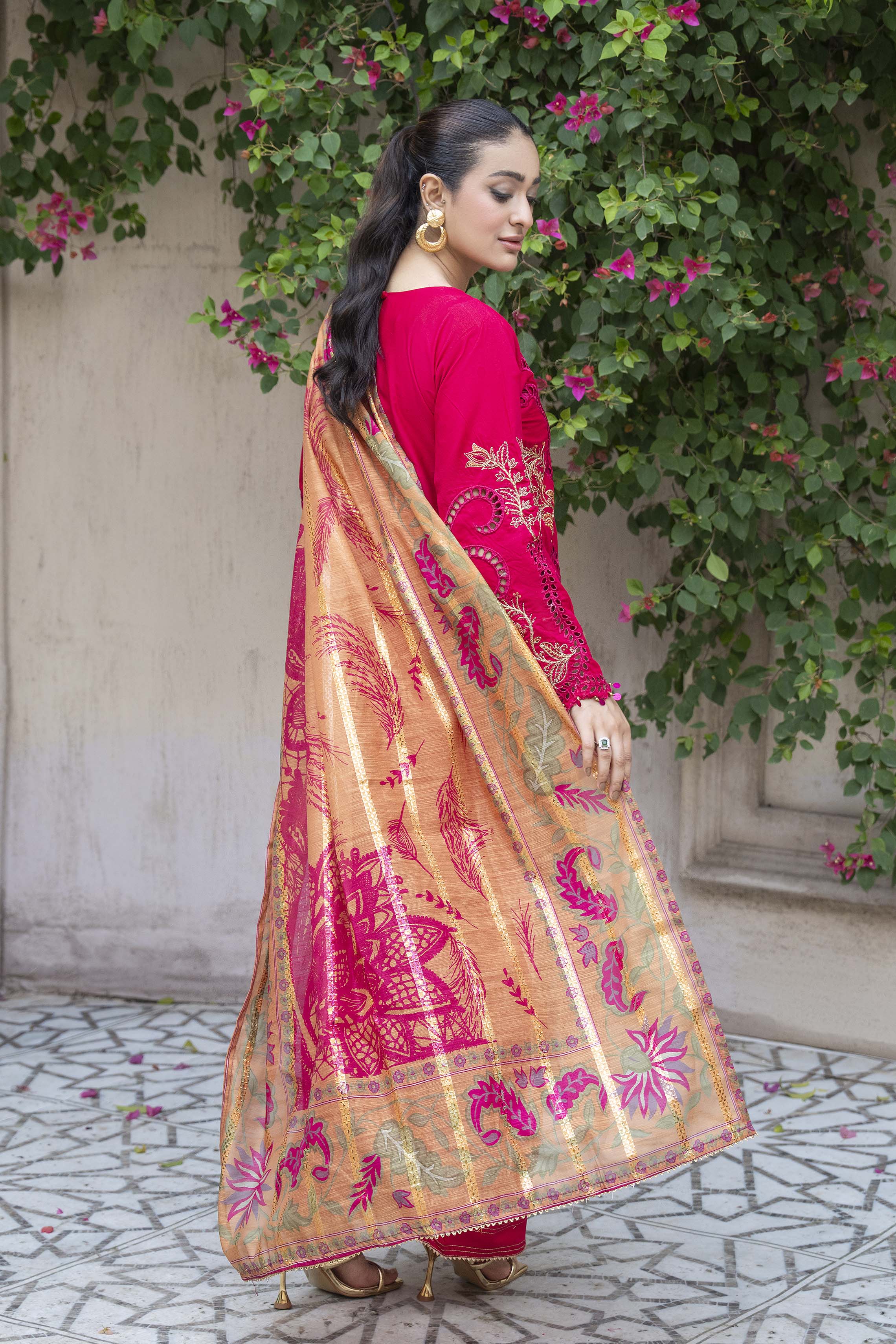 Motif Schifilli Embroidered Suit-3813 - Image 7