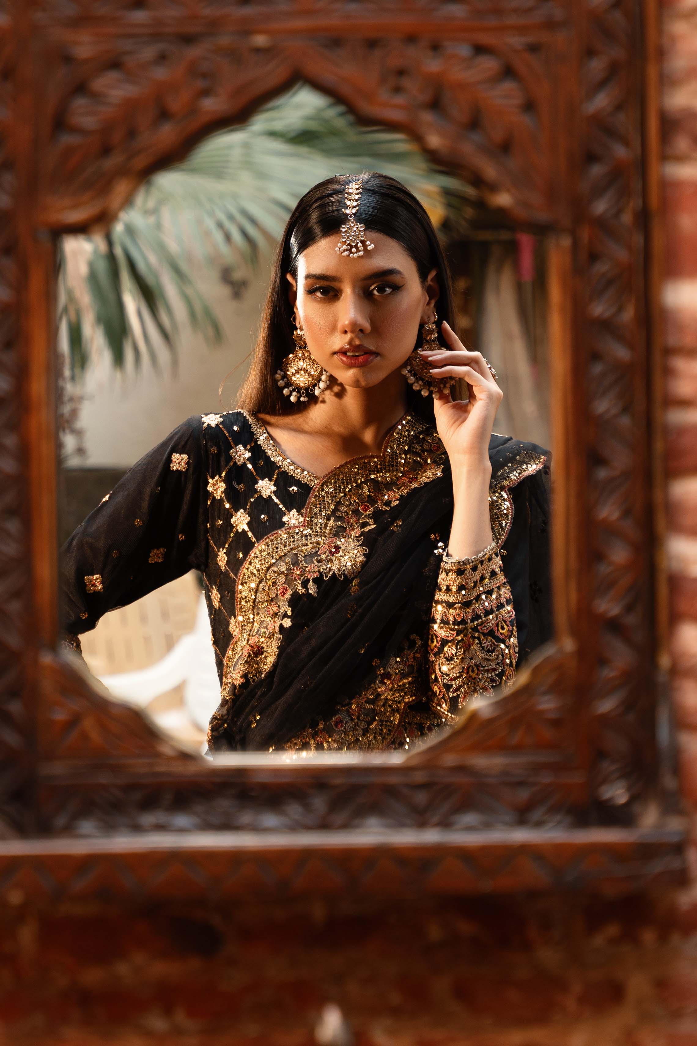 Motif Tilla & Sequence Embroidered Suit-003 - Image 4